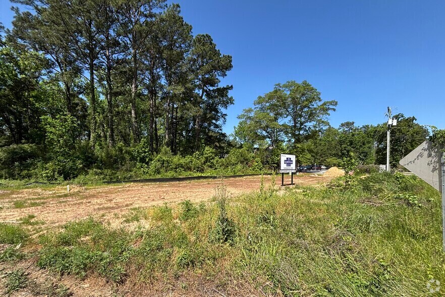 671 Orangeburg Rd, Summerville, SC à vendre - Photo principale – Image 1 sur 1