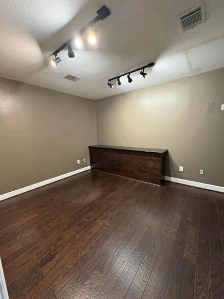 12024 Knigge Cemetery Rd, Cypress, TX à louer - Photo de l’immeuble – Image 3 sur 7