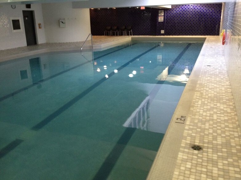 3430 Fairview St, Burlington, ON à louer - Photo de l’immeuble – Image 3 sur 6