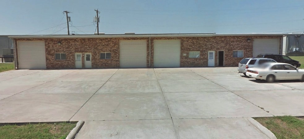 807 Tradesmens Park Loop, Hutto, TX à louer - Photo principale – Image 2 sur 6