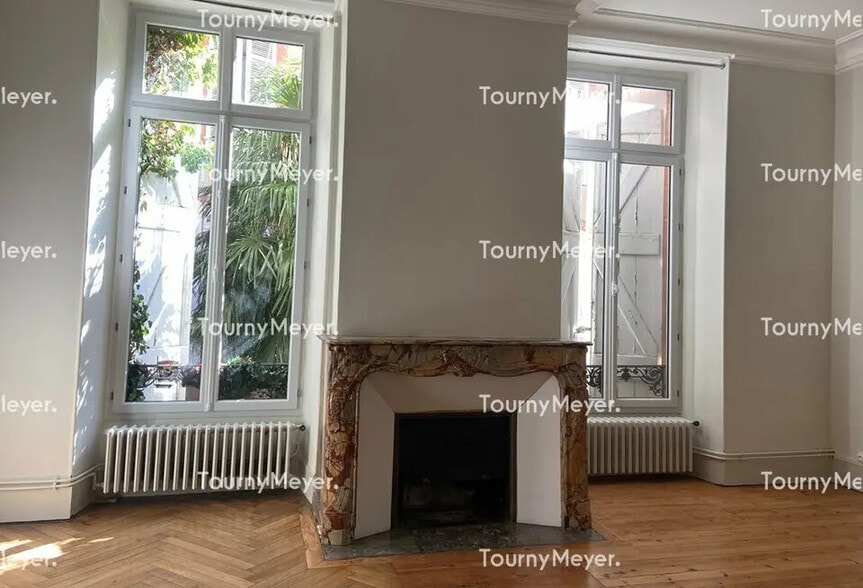 Bureau dans Toulouse à louer - Photo de l’immeuble – Image 3 sur 4