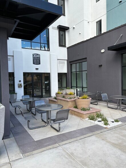 3041 El Camino Real, Santa Clara, CA à vendre - Photo de l’immeuble – Image 3 sur 5