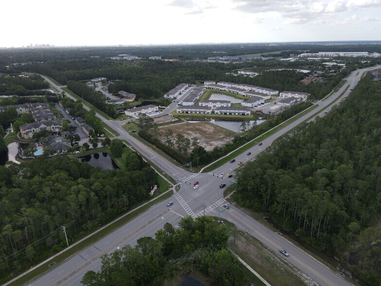 1857 Strickland Range Rd, Daytona Beach, FL à louer - Photo de l’immeuble – Image 3 sur 7