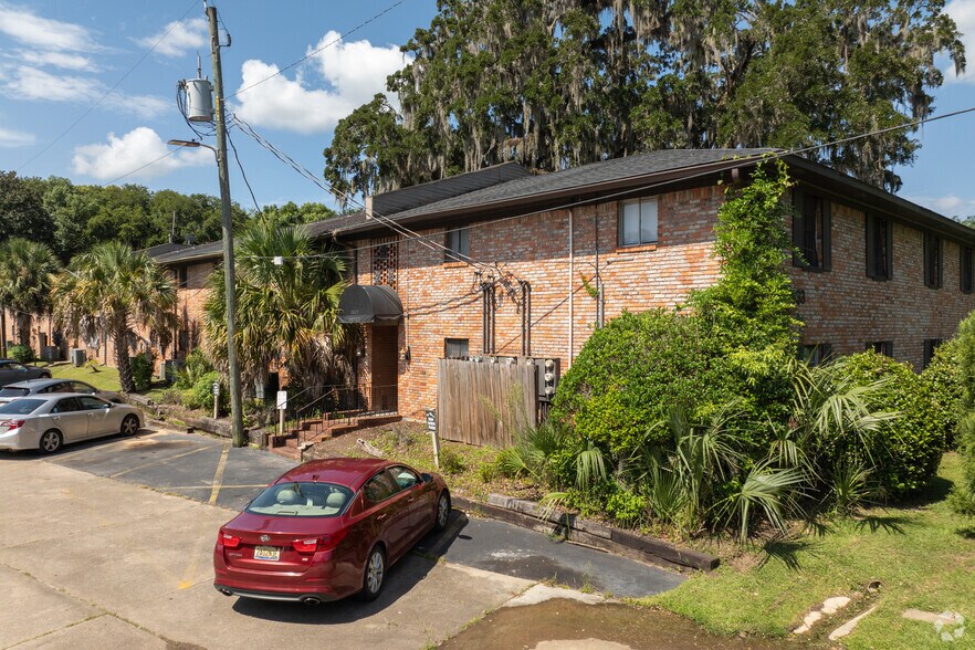 1621 Spring Hill Ave, Mobile, AL à vendre - Photo de l’immeuble – Image 1 sur 23