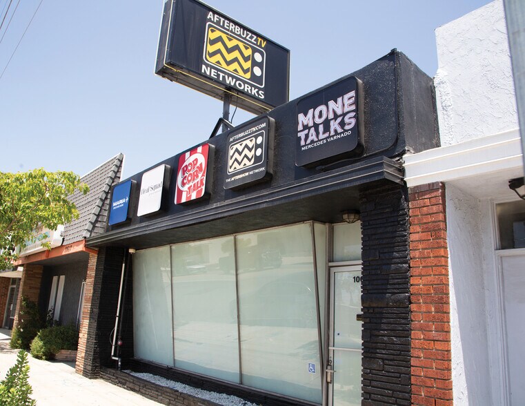 10615 Burbank Blvd, North Hollywood, CA à vendre - Photo de l’immeuble – Image 1 sur 5