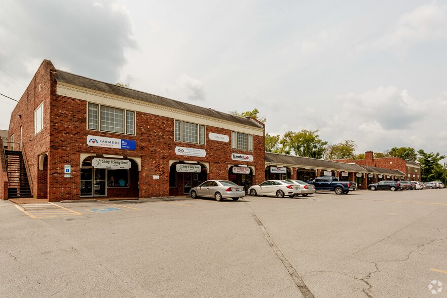127 Franklin Rd, Brentwood, TN à louer - Photo principale – Image 1 sur 1