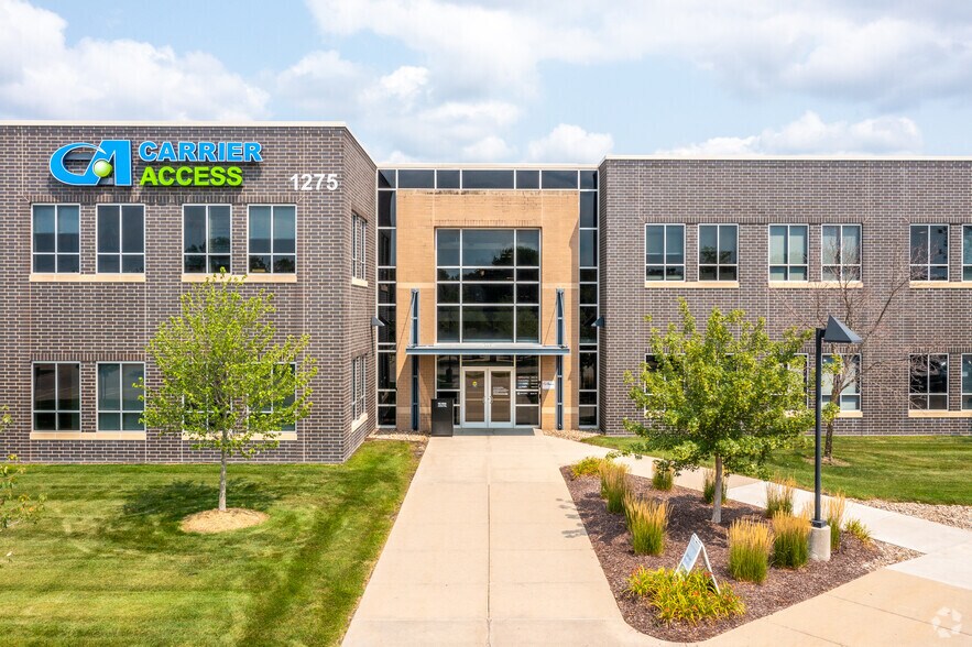 1275 NW 128th St, Clive, IA à louer - Photo de l’immeuble – Image 3 sur 7