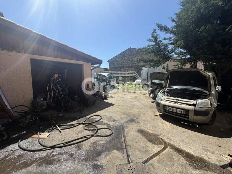 5 Route Des Monts Du Lyonnais, Messimy à vendre - Photo de l’immeuble – Image 2 sur 9