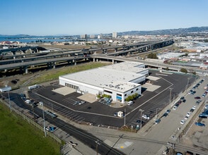 1700 20th St, Oakland, CA à louer Photo intérieure– Image 2 sur 5