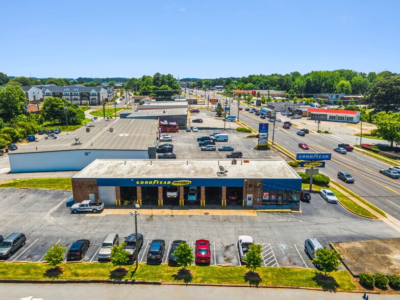 408 N Main St, Mauldin, SC à vendre - Photo de l’immeuble – Image 3 sur 5