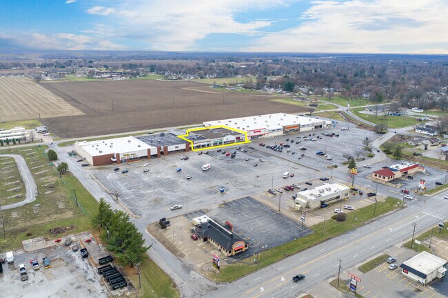 Plus de détails pour 1331-1335 E Jackson St, Macomb, IL - Local commercial aux enchères