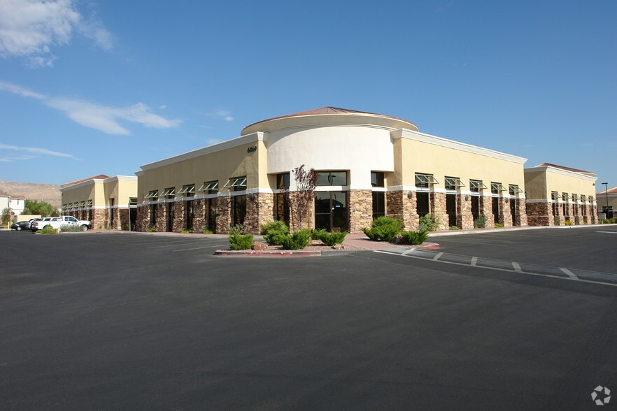 6037 S Fort Apache Rd, Las Vegas, NV à louer - Photo principale – Image 2 sur 5