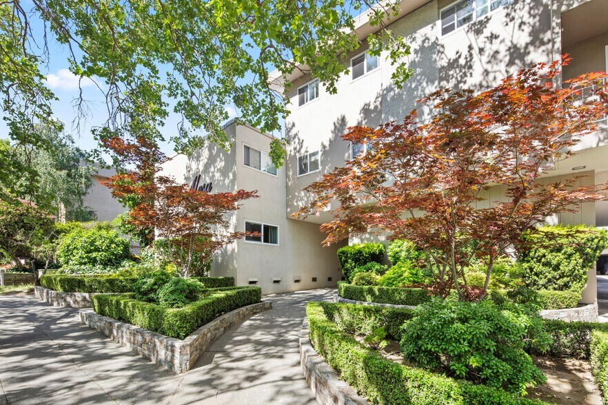 247 D St, San Rafael, CA à vendre - Photo de l’immeuble – Image 2 sur 16
