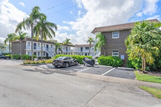 Plus de détails pour 50 SE 12th St, Fort Lauderdale, FL - Logement à vendre