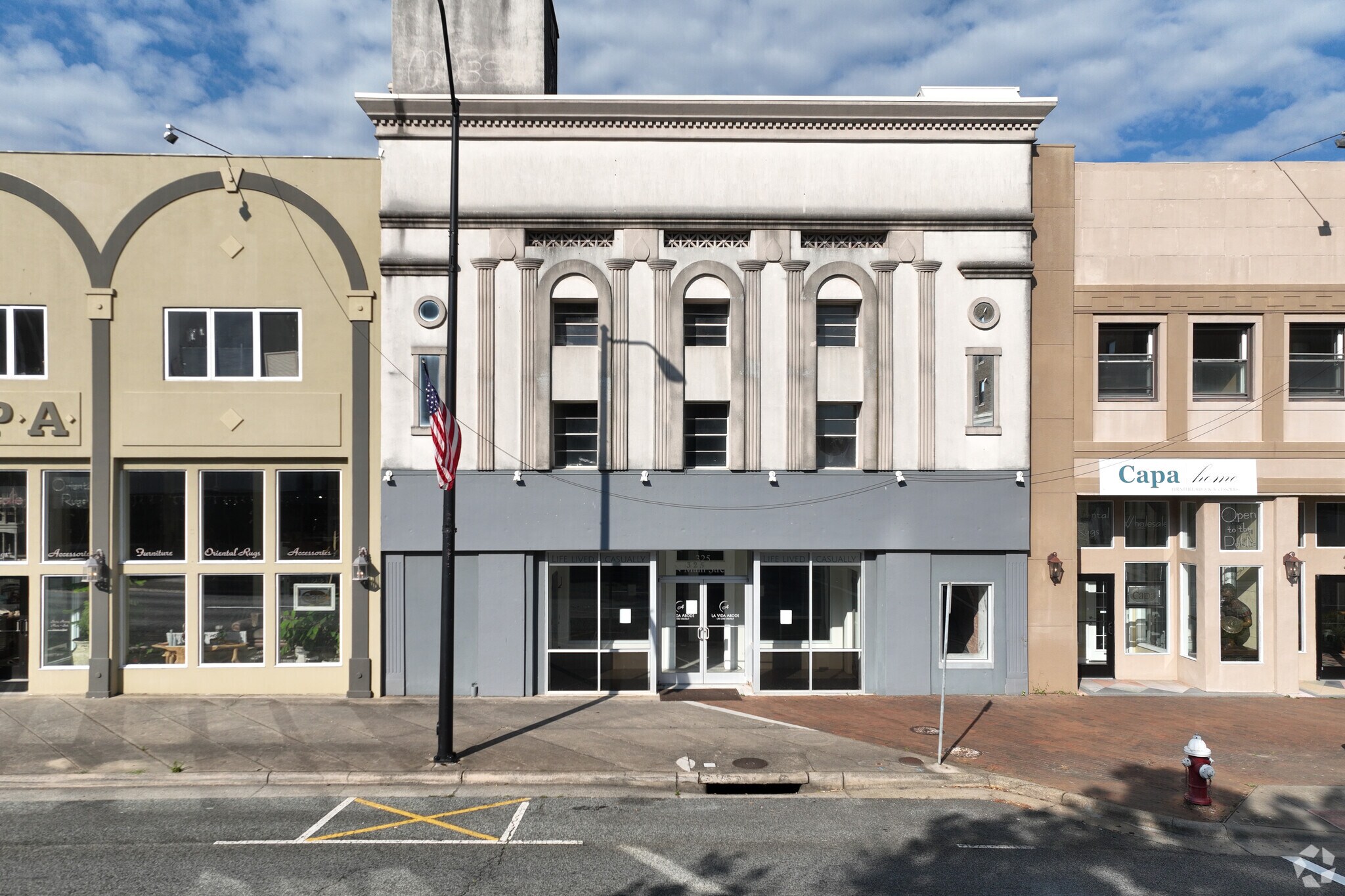 325 N Main St, High Point, NC à vendre Photo principale– Image 1 sur 32