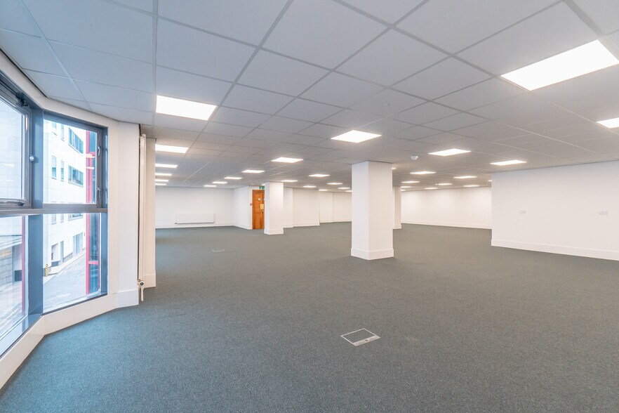 231 St. Vincent St, Glasgow à louer - Photo de l’immeuble – Image 3 sur 19