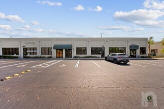 11513-11549 Lake Underhill Rd, Orlando, FL à louer Photo intérieure– Image 2 sur 14