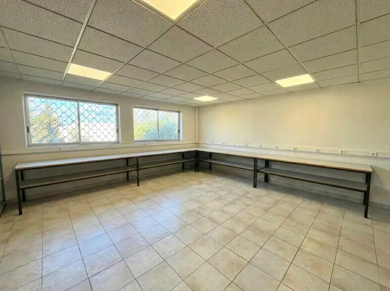 Bureau dans Fréjus à vendre - Photo intérieure – Image 2 sur 5