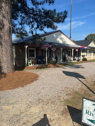 Plus de détails pour 700-706 River Rd, Washington, NC - Bureau à vendre