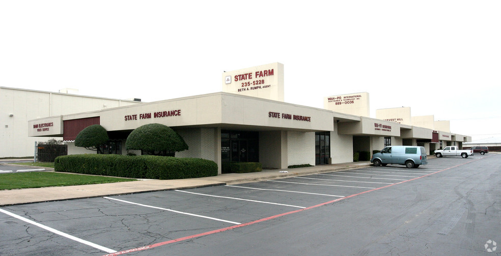 777 S Central Expy, Richardson, TX à louer - Photo de l’immeuble – Image 3 sur 6