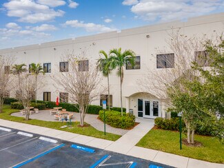Plus de détails pour 5870 N Hiatus Rd, Tamarac, FL - Bureau à louer