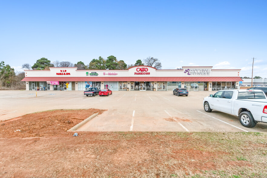 1101 Stone St, Kilgore, TX à louer - Photo de l’immeuble – Image 1 sur 12