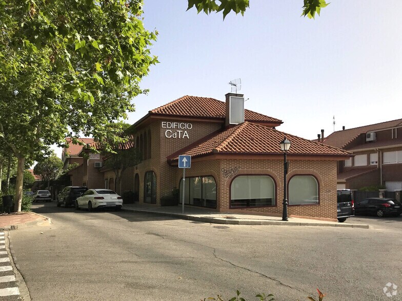 Local commercial dans Daganzo de Arriba, Madrid à louer - Photo principale – Image 1 sur 1