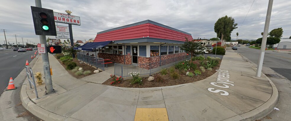 241 E Imperial Hwy, La Habra, CA à louer - Photo de l’immeuble – Image 3 sur 3