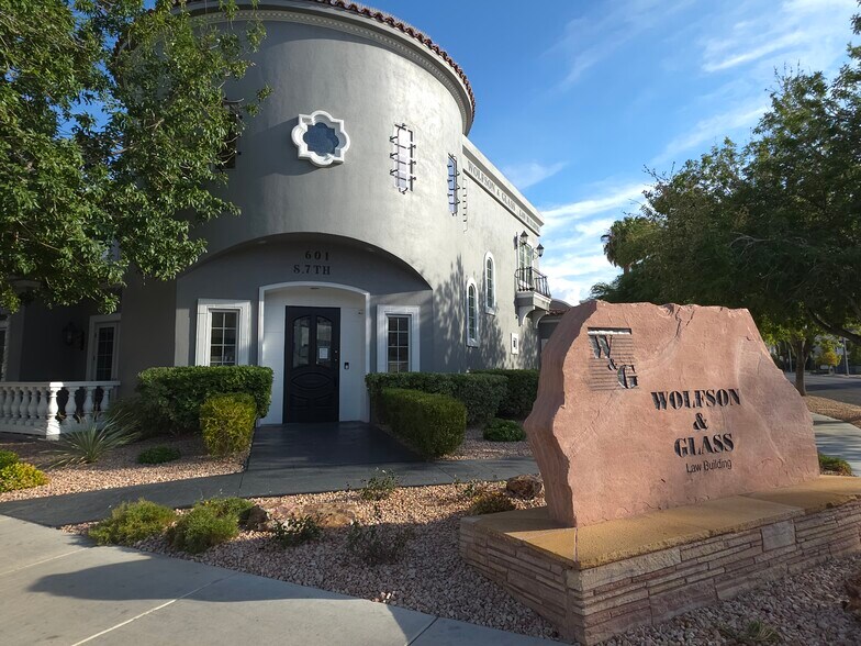 601 S 7th St, Las Vegas, NV à vendre - Photo de l’immeuble – Image 1 sur 19
