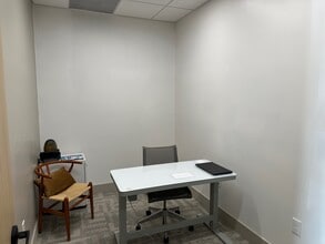 59 E Foothill Blvd, Arcadia, CA à louer Photo intérieure– Image 1 sur 1