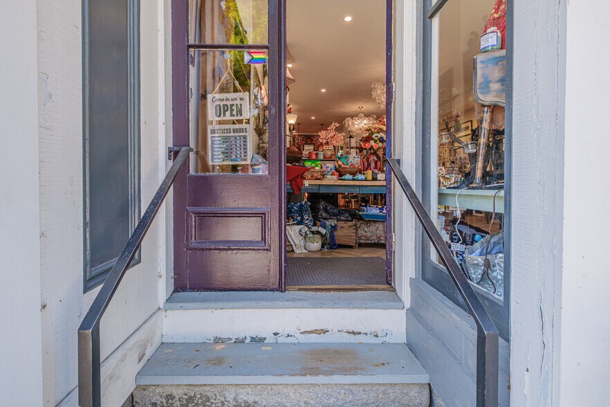 90 Main St, Yarmouth, ME à vendre - Photo de l’immeuble – Image 3 sur 30