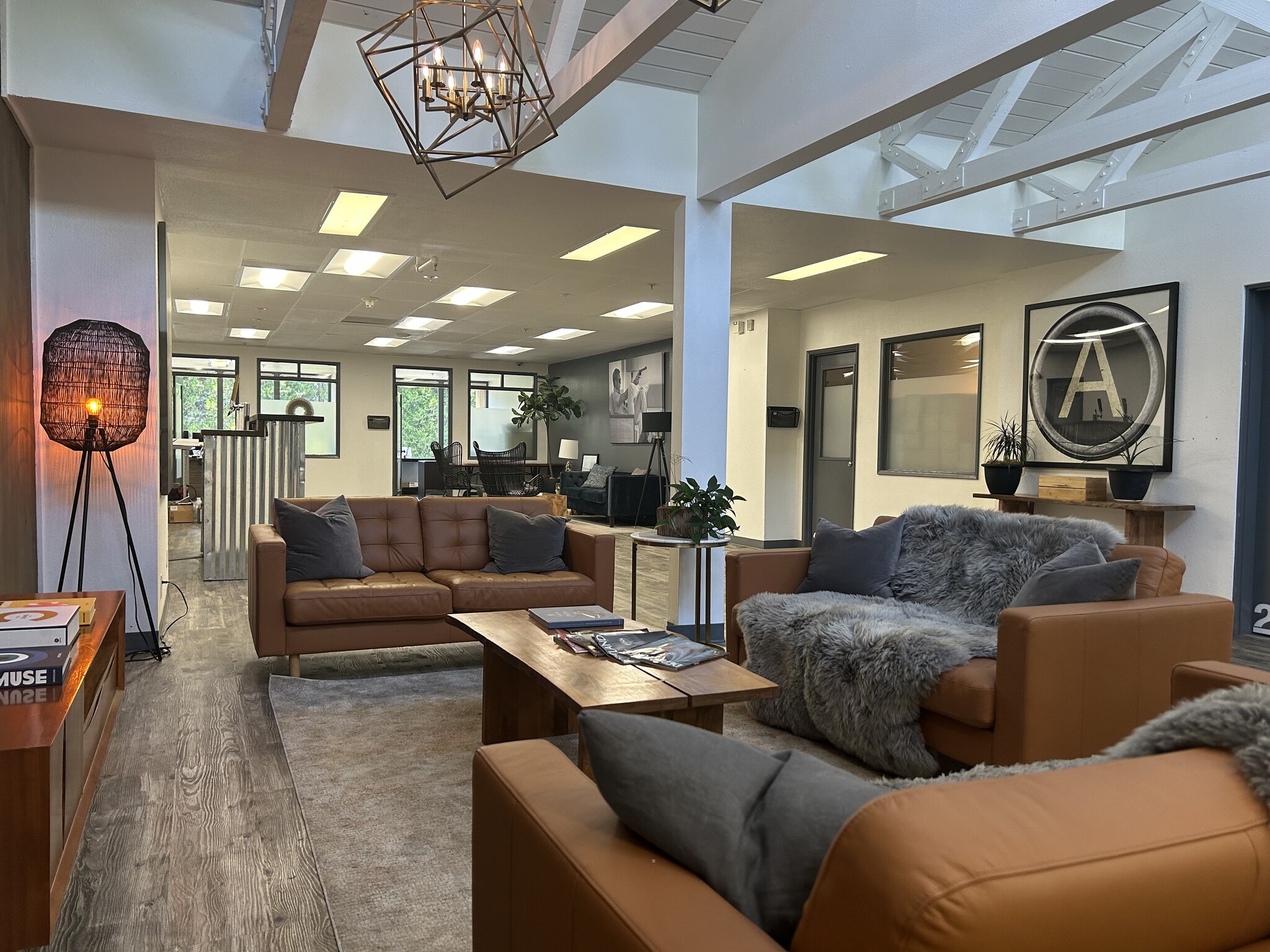 3901 SE Naef Rd, Portland, OR à louer Photo intérieure– Image 1 sur 6