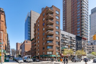 Plus de détails pour 1832-1838 2nd Ave, New York, NY - Logement à vendre