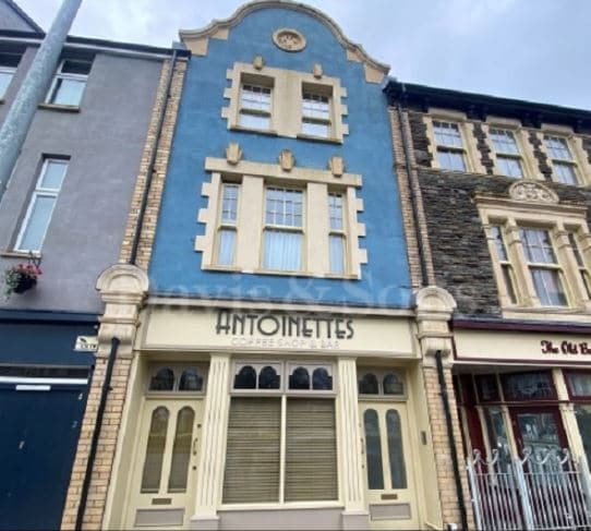 3 Commercial Rd, Newport à louer - Photo principale – Image 1 sur 2