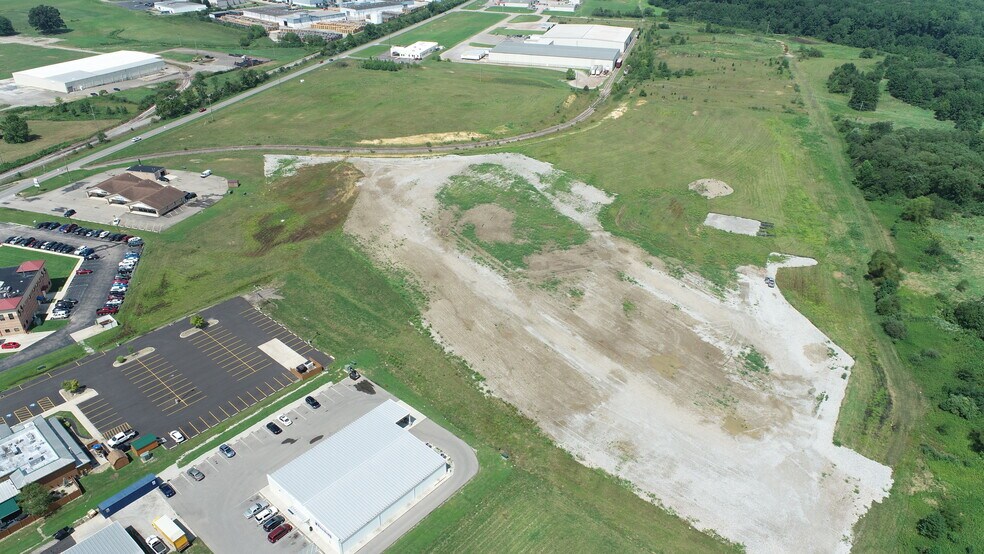 McCarty Ln, Jackson, OH à louer - Photo de l’immeuble – Image 3 sur 5