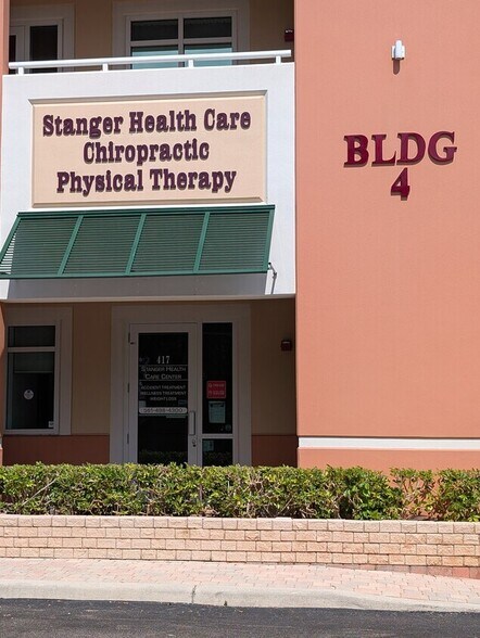 601 N Congress Ave, Delray Beach, FL à louer - Photo de l’immeuble – Image 2 sur 5