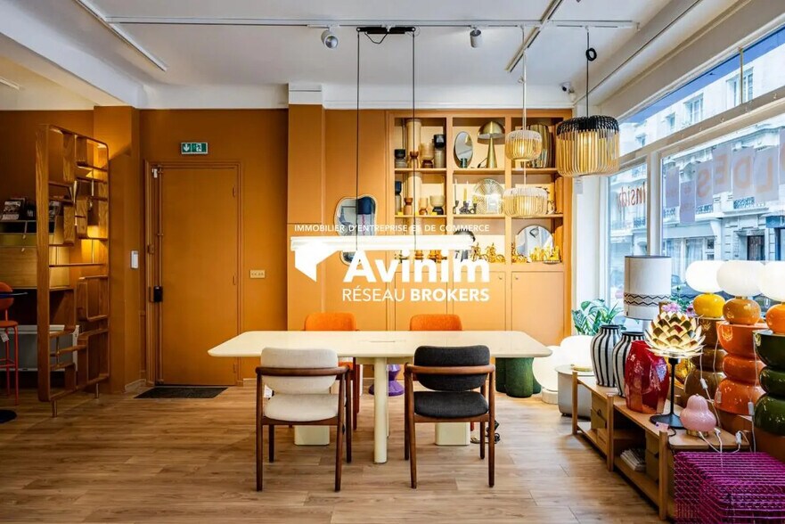 Local commercial dans Paris à louer - Photo de l’immeuble – Image 2 sur 5