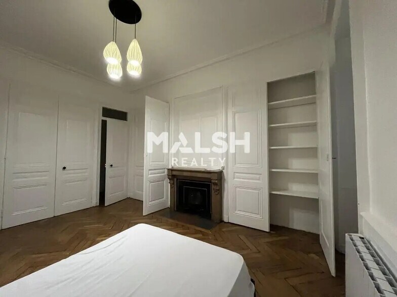 Bureau dans Lyon à louer - Photo de l’immeuble – Image 3 sur 6