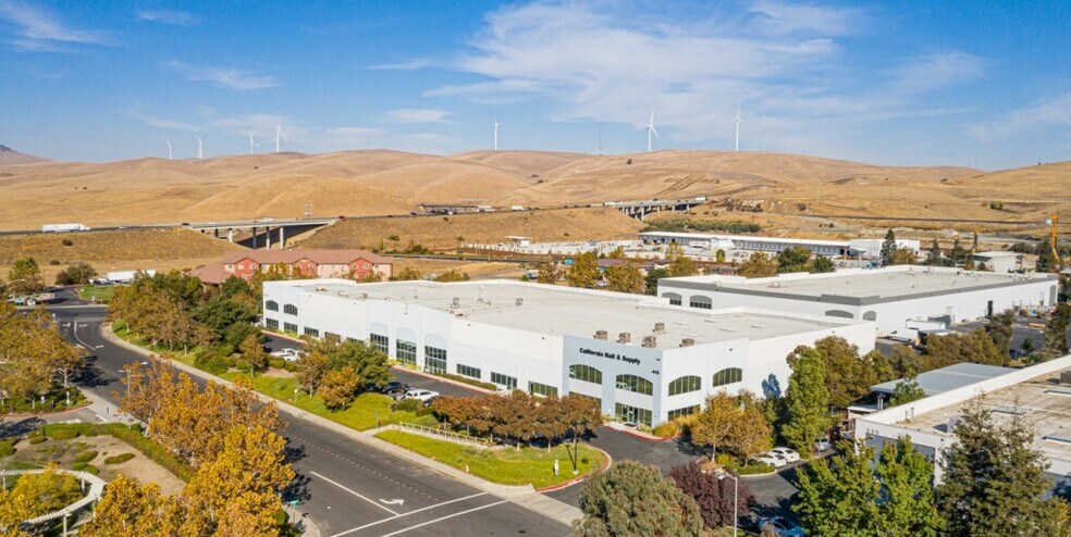 415-449 Mountain Vista Pky, Livermore, CA à louer - Photo de l’immeuble – Image 2 sur 3