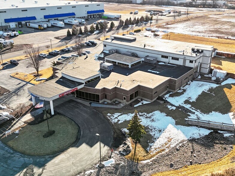 4706 New Horizons Blvd, Appleton, WI à vendre - Photo de l’immeuble – Image 3 sur 25