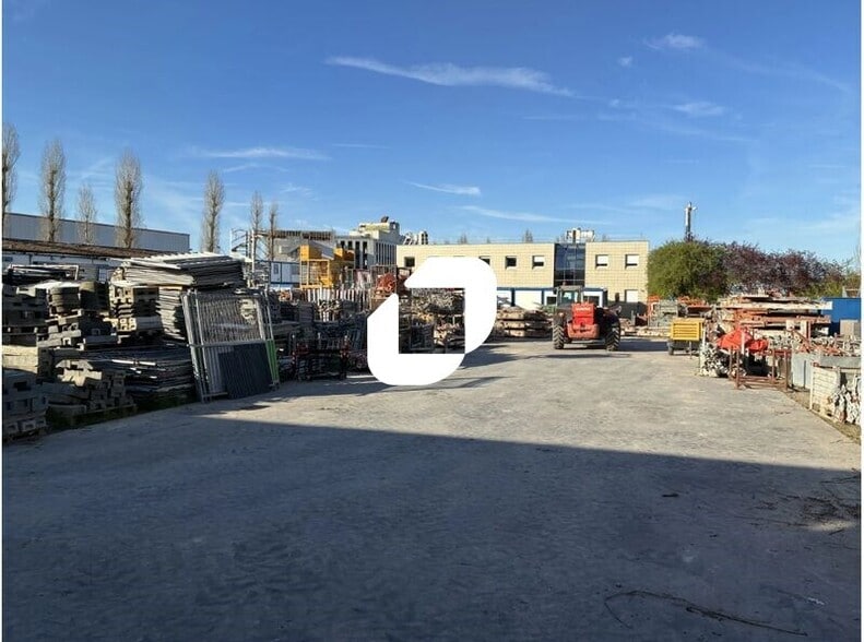 Rue Du Docteur Schweitzer, Morangis à louer - Photo de la construction – Image 3 sur 9