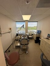 11120 New Hampshire Ave, Silver Spring, MD à louer Photo intérieure– Image 2 sur 10