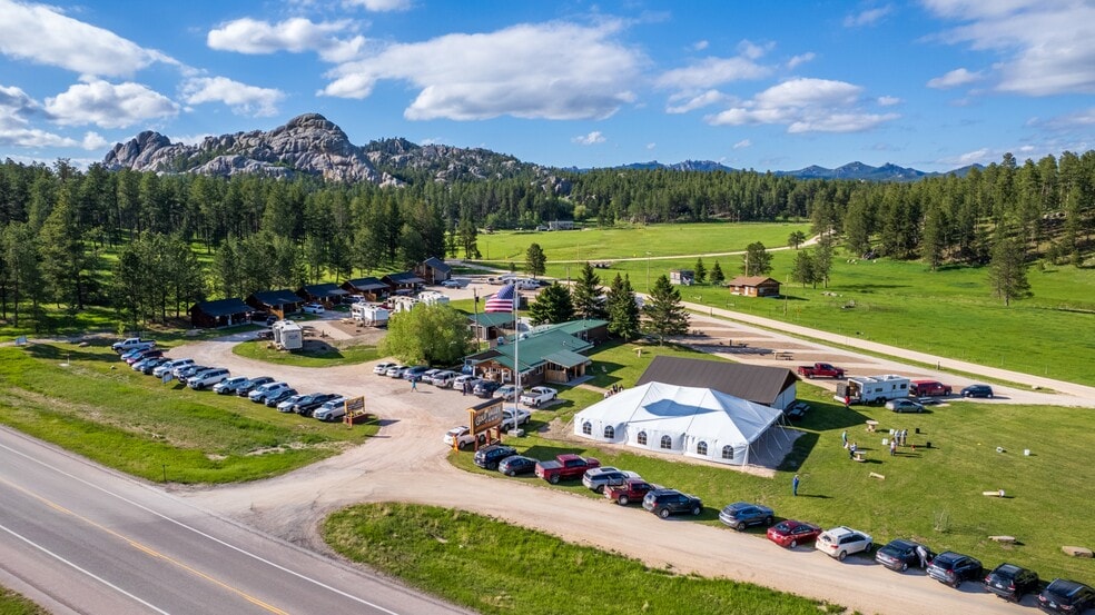 12598 Highway 16a, Custer, SD à vendre - Aérien – Image 2 sur 37