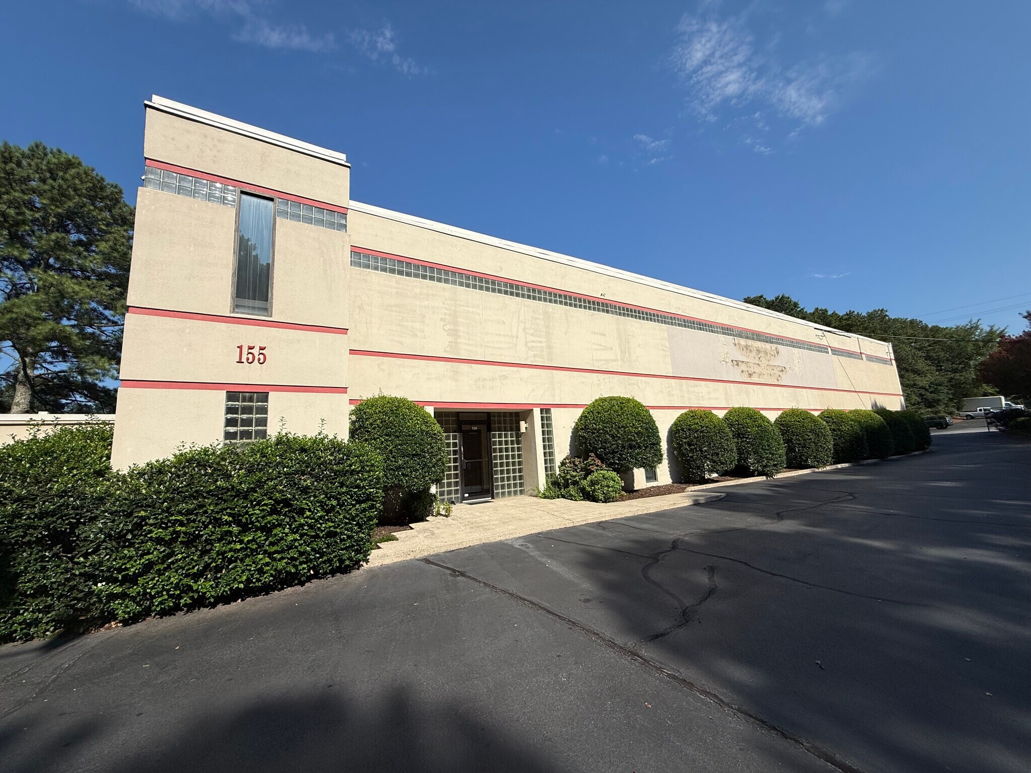 155 Woolco Dr, Marietta, GA à louer Photo de l’immeuble– Image 1 sur 23