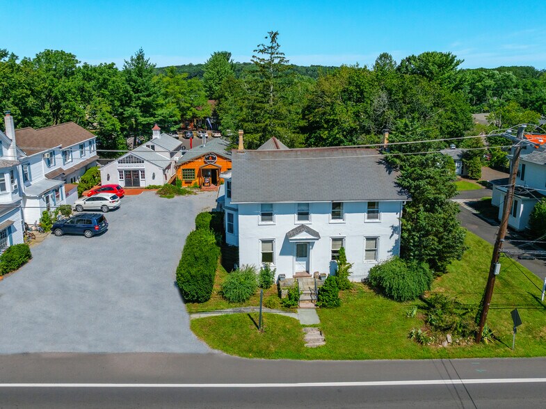 5812 Route 202, Lahaska, PA à vendre - Photo de l’immeuble – Image 3 sur 13