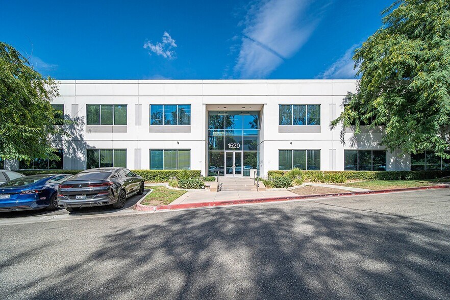 1520 Bridgegate Dr, Diamond Bar, CA à louer - Photo de l’immeuble – Image 3 sur 22