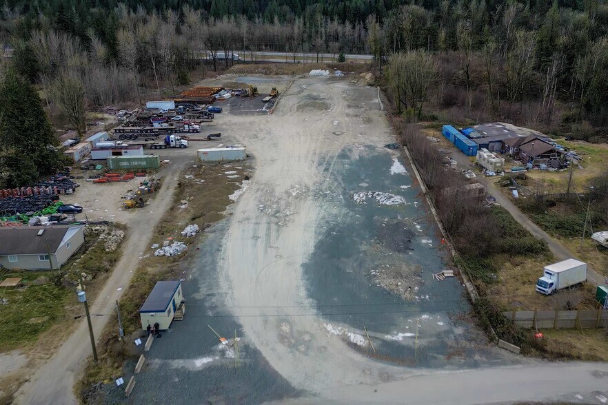 61934 Estell Rd, Hope, BC à louer - Photo de l’immeuble – Image 2 sur 50