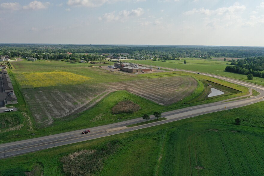 1226 3rd St S, Sartell, MN à louer - Photo de l’immeuble – Image 2 sur 7