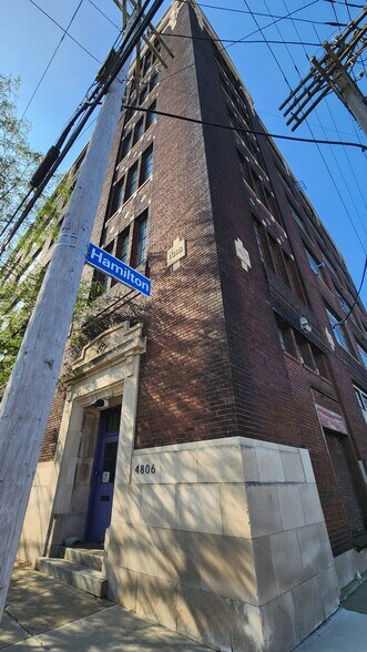 4806 Hamilton Ave, Cleveland, OH à vendre - Photo de l’immeuble – Image 3 sur 14