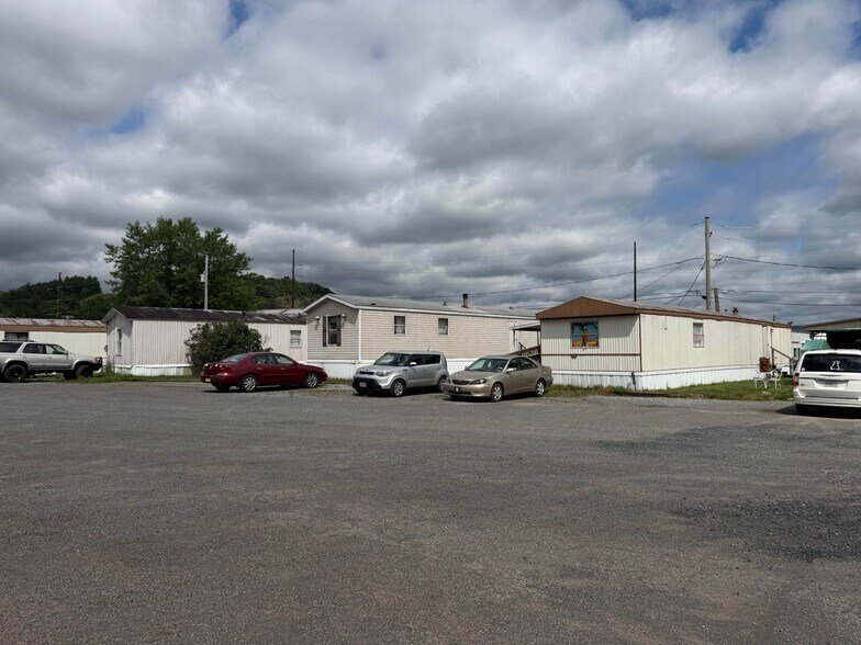 2461 Lycoming Creek Rd, Williamsport, PA à vendre - Photo de l’immeuble – Image 2 sur 34